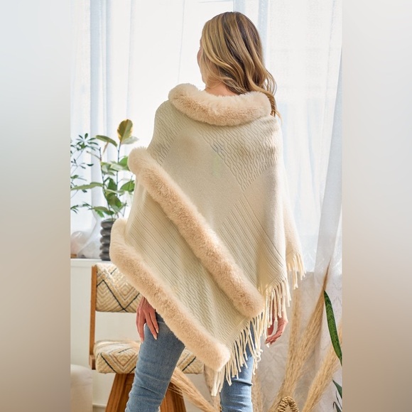 101. LAST 1!Cream pearl bead embellished shawl poncho sweater jacket cardigan - Picture 5 of 5